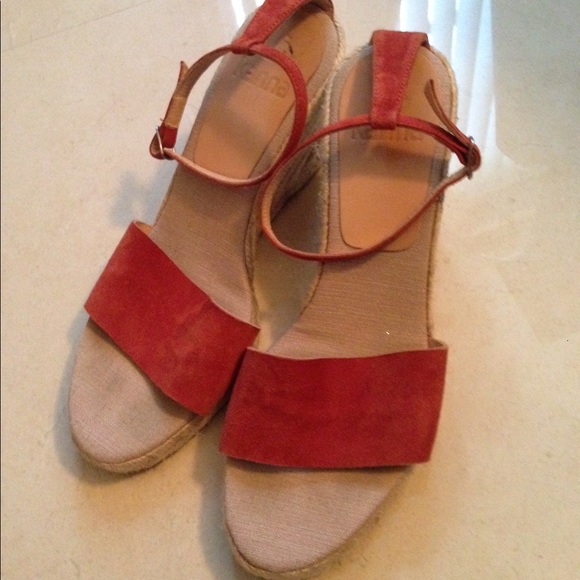 Kenna Wedges - Picture 1 of 13